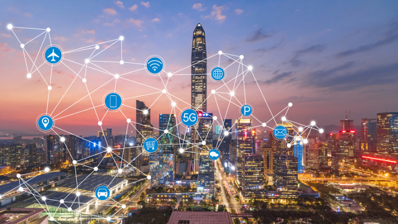 Como mostra Sérgio Bento De Araújo, a combinação entre inteligência artificial e cidades inteligentes já está moldando decisões, infraestrutura e o cotidiano das áreas urbanas.
